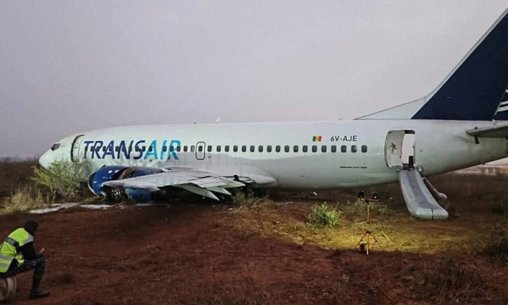Boeing: Τι συμβαίνει με τον κολοσσό αεροσκαφών – Κίνδυνος για τους επιβάτες
